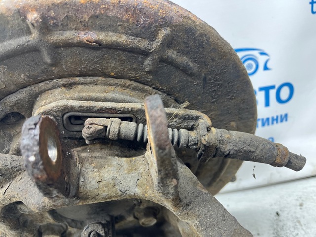 52710D7000 HYUNDAI Цапфа (поворотный кулак) задний левый купить в Хмельницкий