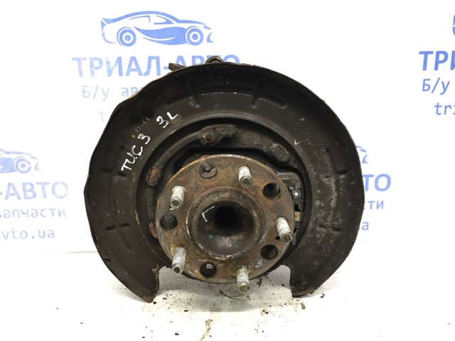 52710D7000 Цапфа (поворотный кулак) задний левый купить Житомир