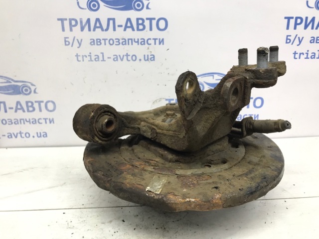 52710D7000 Цапфа (поворотный кулак) задний левый купить Николаев
