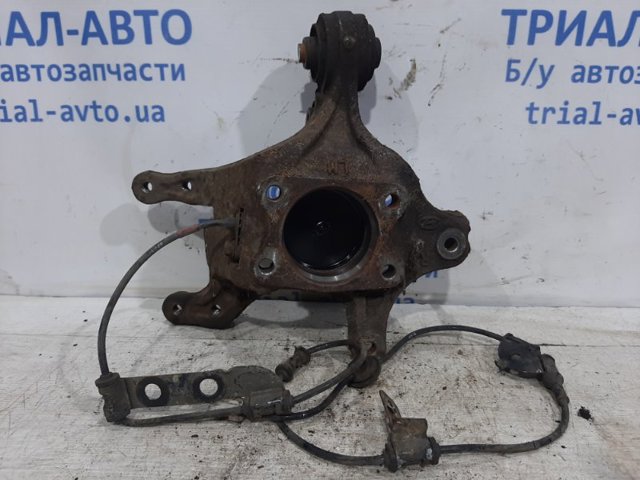 Цапфа правая 527202S000 HYUNDAI