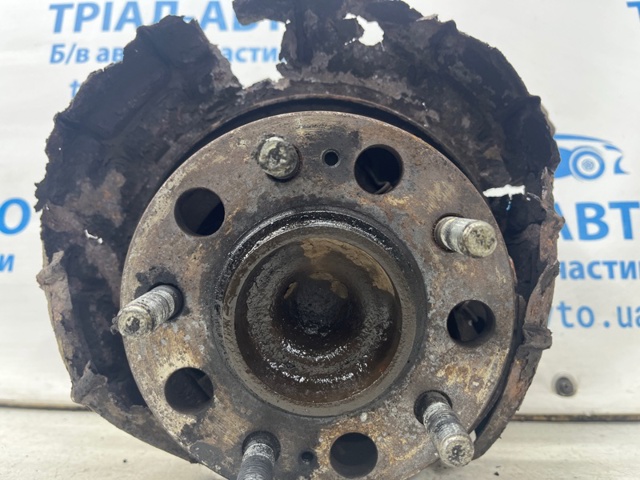 HYUNDAI 527203W000 Цапфа (поворотный кулак) задний правый в наличии Тернополь