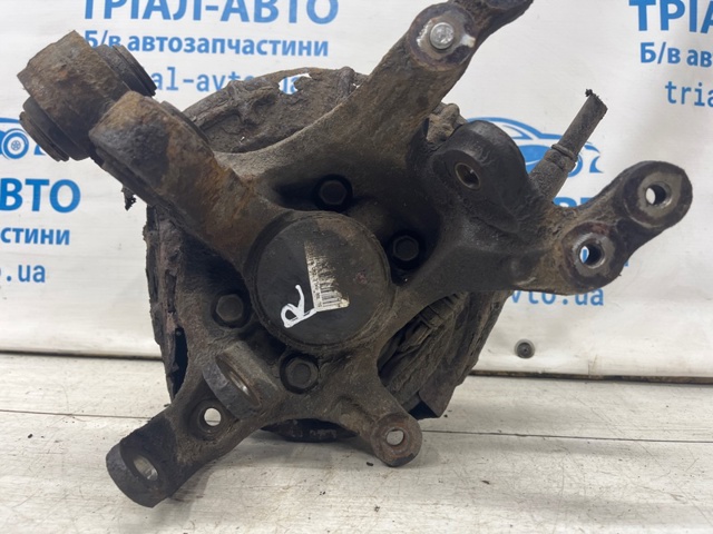 HYUNDAI 527203W000 Цапфа задняя правая в наличии Ровно