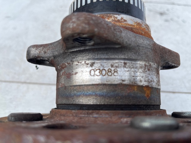 527303S200 HYUNDAI Ступица задняя купить в Ровно