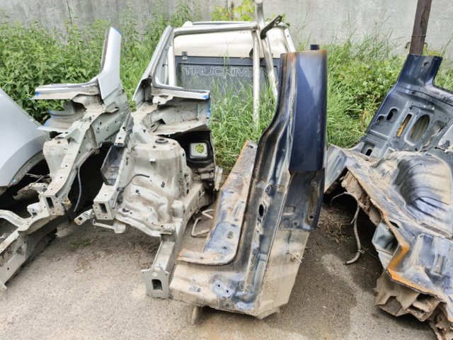5301B974 MITSUBISHI Крыло заднее правое купить в Запорожье