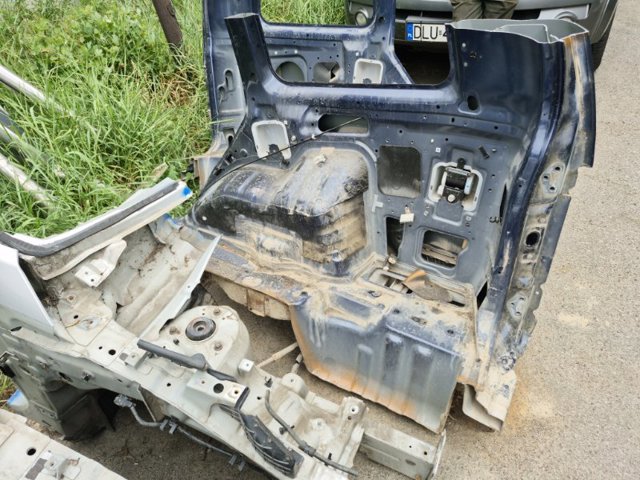 5301B974 MITSUBISHI Крыло заднее правое купить в Одесса