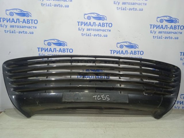 Решетка на бампер 5311206260 TOYOTA