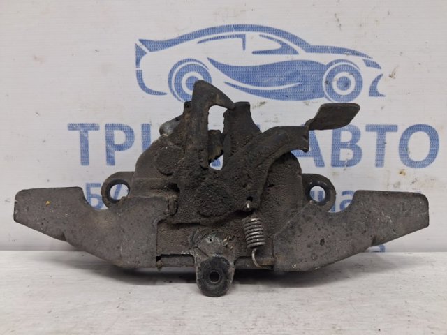 Замок крышки капота Toyota Avensis 2