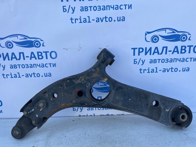 Передний нижний рычаг Hyundai Sonata 6