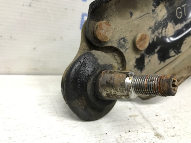 545014055R Рычаг передней подвески нижний левый купить Украина