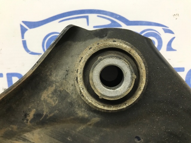 RENAULT 545016101R Рычаг передней подвески нижний левый в наличии Львов