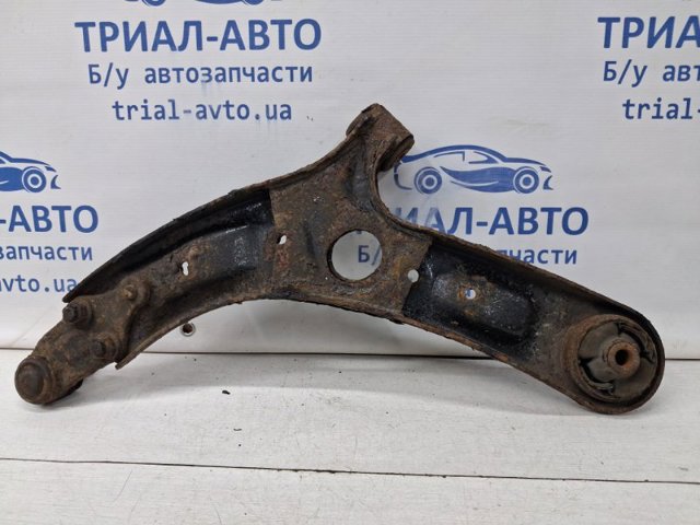 54501A6200 Рычаг передней подвески нижний правый купить Житомир