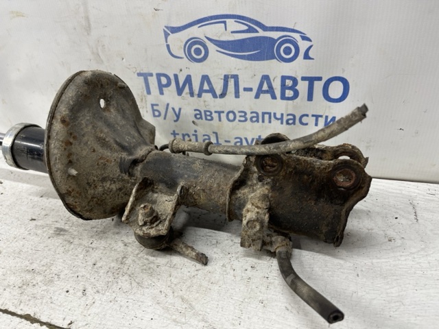 Амортизаторная стойка передняя левая 546501C300 HYUNDAI