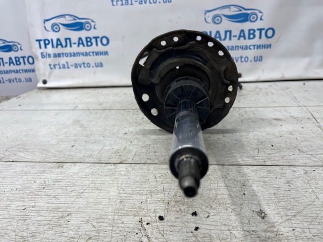 HYUNDAI 54660F1000 Амортизатор передний правый в наличии Кривой Рог