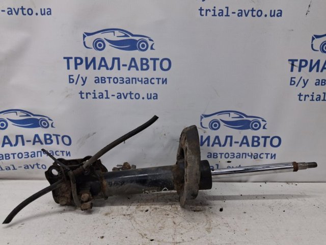 Передний правый амортизатор 546612L200 HYUNDAI