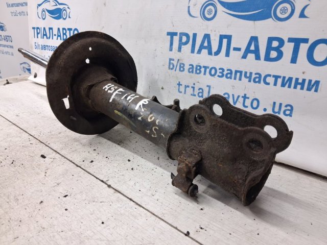 HYUNDAI 546612W500 Амортизатор передний правый в наличии Каменское
