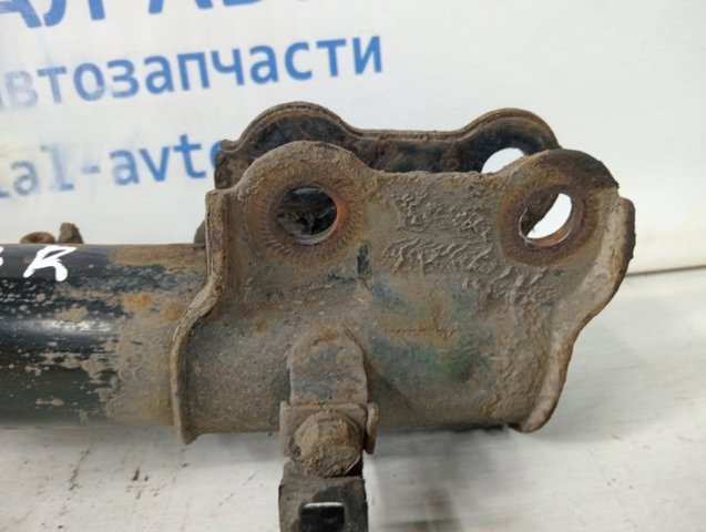 HYUNDAI 546612Y010 Амортизатор передний правый в наличии Одесса