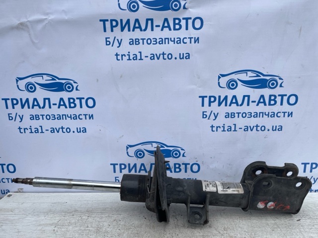 Передний правый амортизатор 546614Z000 HYUNDAI