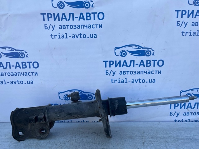 Передний правый амортизатор 54661C6200 HYUNDAI