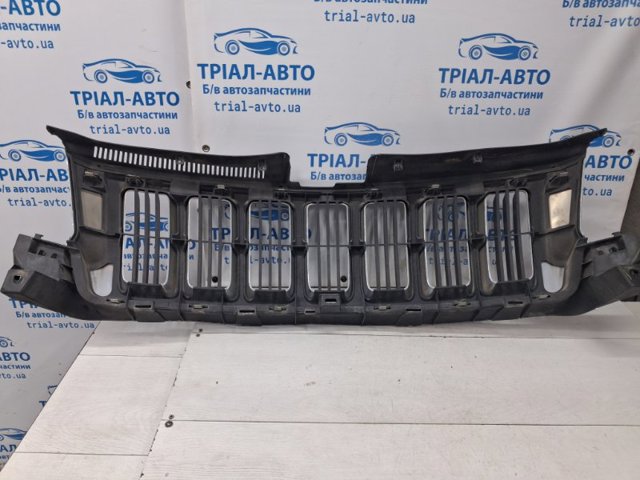 55079377AD Решетка радиатора купить Черновцы