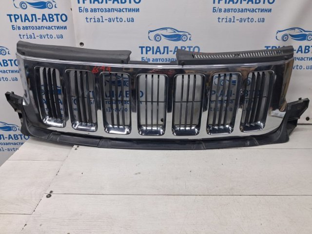Решетка радиатора 55079377AD CHRYSLER