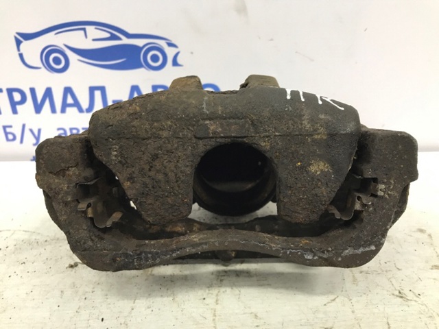 SUZUKI 5510165J04999 Суппорт тормозной передний правый в наличии Ровно