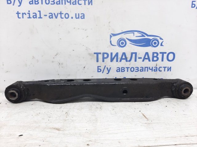Поперечный рычаг задней подвески 551101KD0A NISSAN