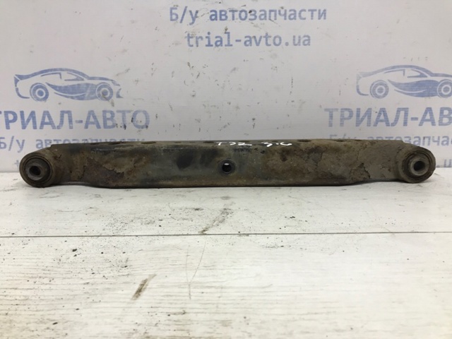 Рычаг задней подвески нижний, левый 55111JG00B NISSAN