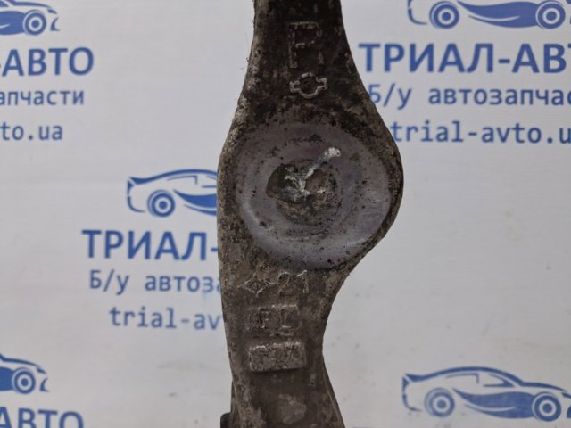 55120JD000 NISSAN Верхний правый рычаг задней подвески купить в Ровно