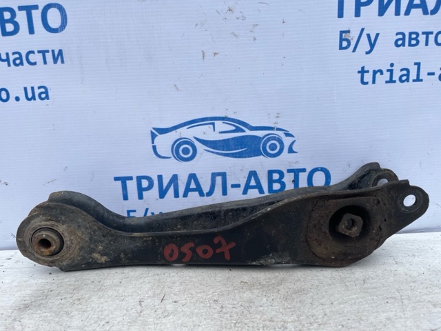 551A03JA0A NISSAN Рычаг задней подвески поперечный правый купить в Львов