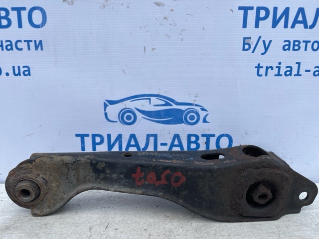 Балансир задний левый 551A13JA0A NISSAN