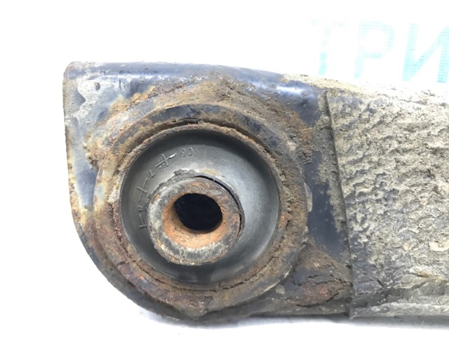 Балансир задний нижний 552102B200 HYUNDAI