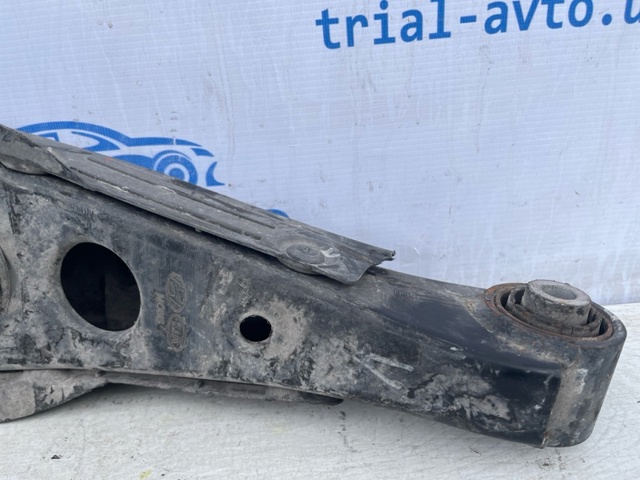 HYUNDAI 55210C5050 Нижний продольный рычаг в наличии Ирпень