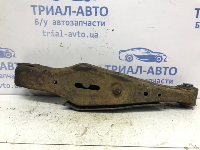 55210D3050 Рычаг задней подвески нижний левый купить Ровно