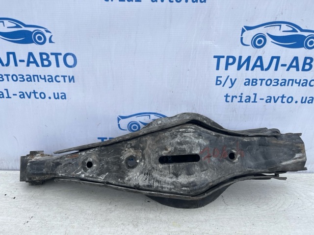 HYUNDAI 55220C5050 Нижний продольный рычаг в наличии Житомир