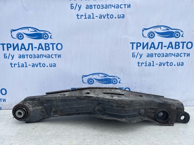 55220C5050 HYUNDAI Нижний продольный рычаг купить в Черновцы