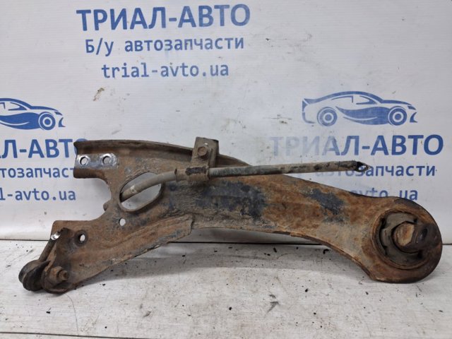 Рычаг/тяга задней подвески продольный верхний, правый 552801H000 HYUNDAI