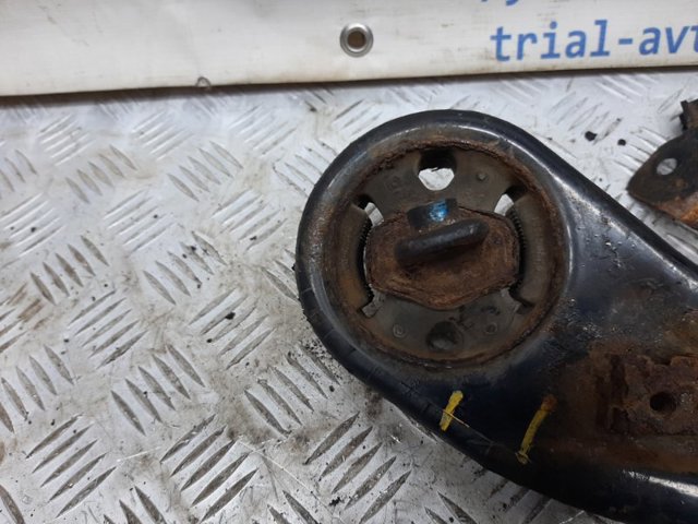 Рычаг/тяга задней подвески продольный нижний, правый 552802W150 HYUNDAI