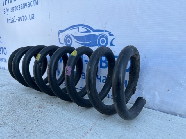 HYUNDAI 553504C114 Пружина задняя в наличии Черновцы