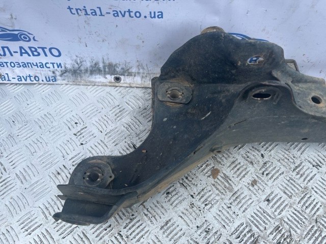 HYUNDAI 554052P250 Подрамник задний в наличии Черкассы