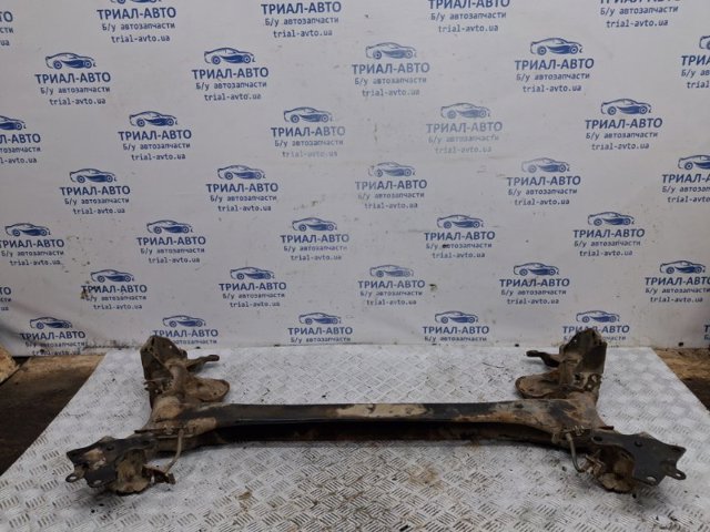 Крабобалка задней подвески 555015135R RENAULT