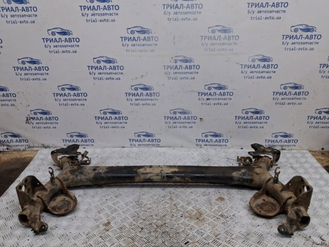 555015135R Балка задней подвески (подрамник) купить Днепр