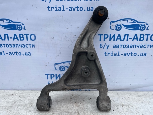 55501CG000 NISSAN Верхний правый рычаг задней подвески купить в Запорожье