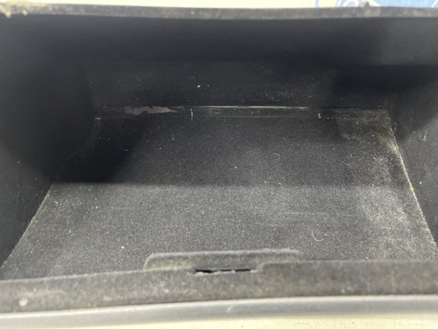 TOYOTA 5555005070B0 Крышка перчаточного ящика (бардачка) в наличии Днепр