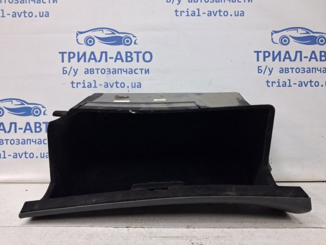 5555005070B0 Крышка перчаточного ящика (бардачка) купить Киев