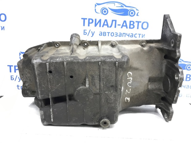 Масляный поддон 55566404 GM