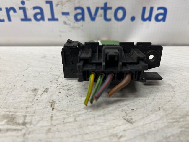 Реле печки 55702407 FIAT