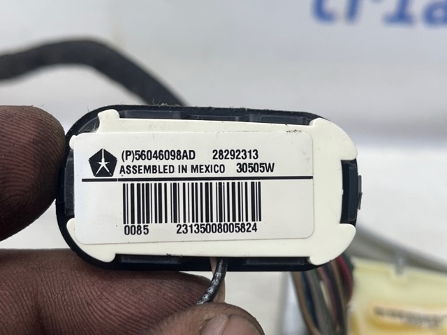 56046255AD CHRYSLER купить в Одесса