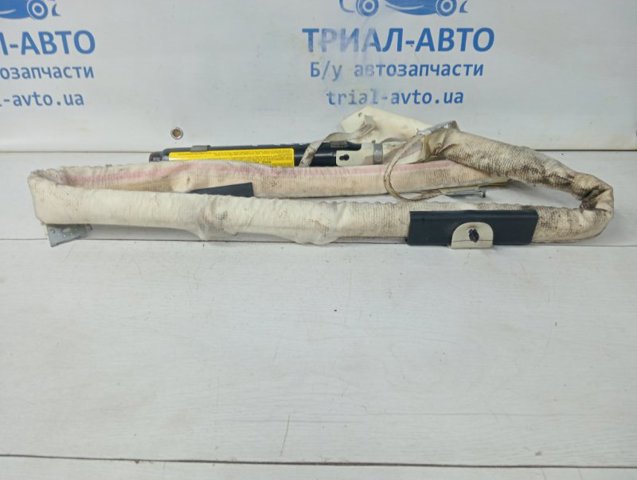 HYUNDAI 569603E500 Шторка боковая, правая в наличии Одесса
