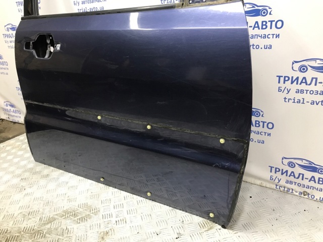 5700A452 MITSUBISHI Дверь передняя правая купить в Полтава