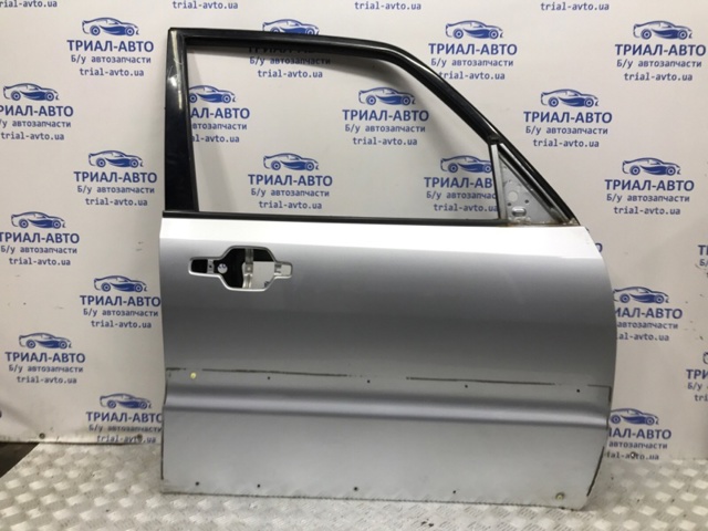 Пассажирская передняя дверь 5700A452 MITSUBISHI